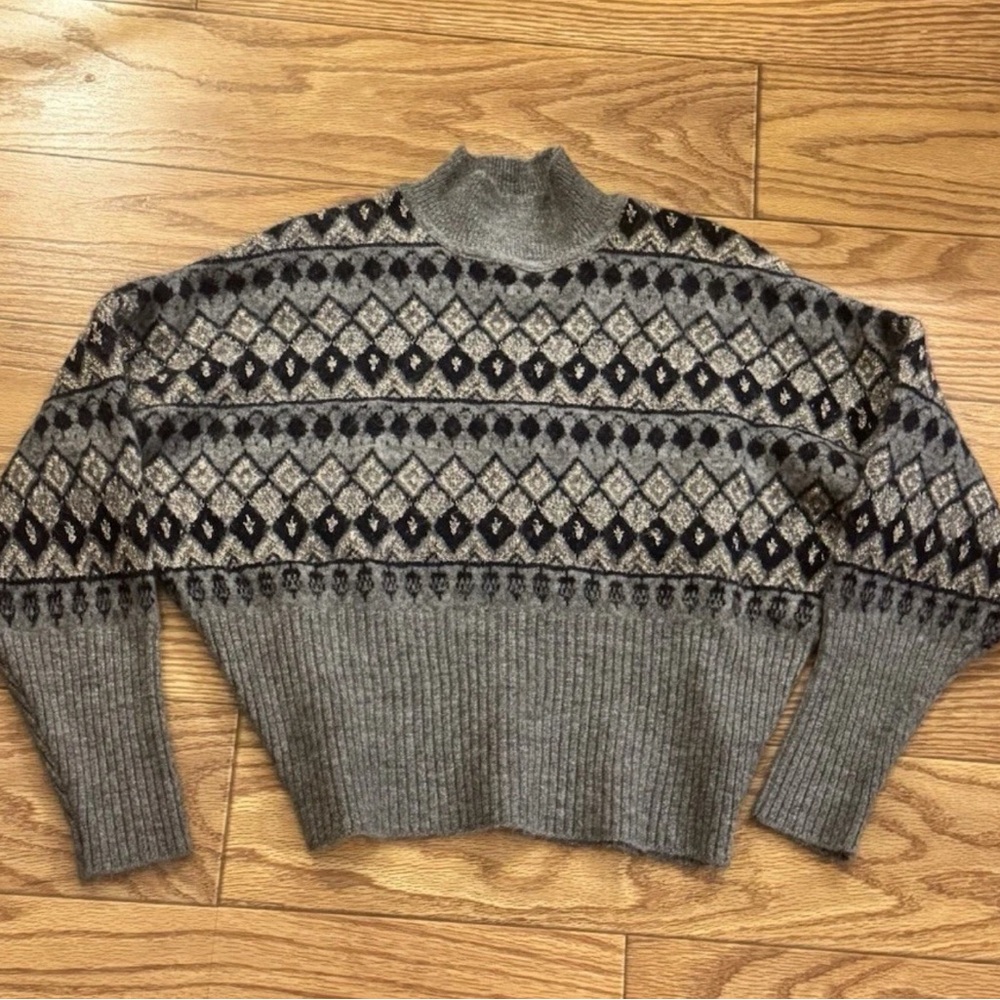 HEARTLOOM  LIVIA Sweater Smoke SIZE LARGE - Picture 3 of 4